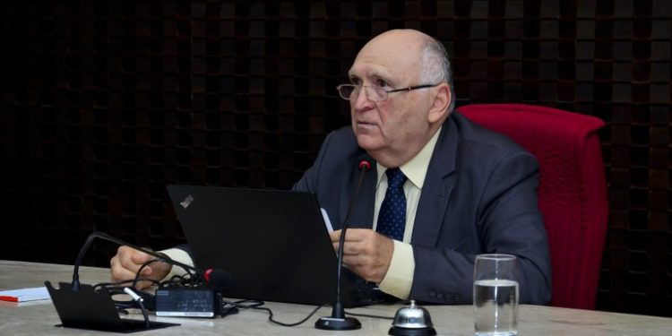 TCE identifica portais de Prefeituras sem informações mínimas e vai punir quem não cumprir a lei