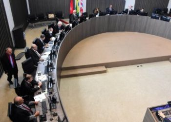 Pleno do TJPB aprova voto de aplauso ao TCE pela operação Coordenada em Educação