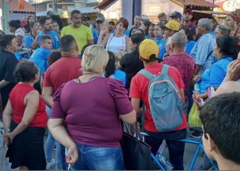 VÍDEO- Confusão no Maior São João do Mundo após protestos de ambulantes que se dizem excluídos