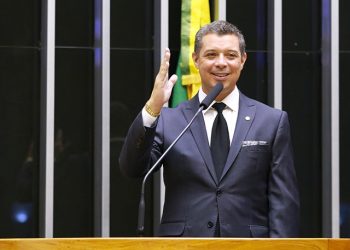 Governo de Sergipe anuncia aumento de 10% aos servidores e pagamento de periculosidade aos policiais, já na Paraíba…