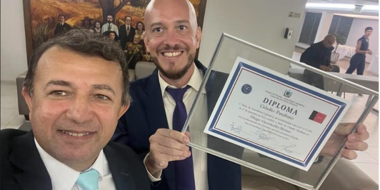 Uma selfie com o mais novo e prestigiado cidadão paraibano, o jornalista Thiago Moraes