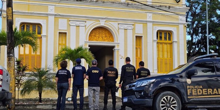 Operação da PF cumpre 27 mandados e mira crimes de corrupção e lavagem de dinheiro