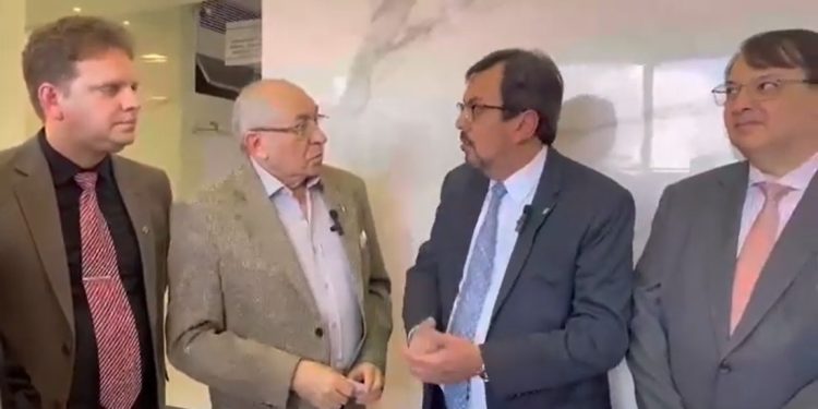 VÍDEO- Presidente da Comissão de Saúde do CNMP visita Hospital Napoleão Laureano, com Padre Albeni
