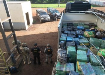 Polícia Federal realiza incineração de 11,6 toneladas de maconha oriunda do Paraguai