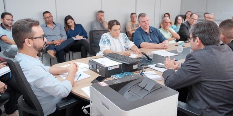 Entidades dos Servidores da Paraíba apresentam propostas e Governo se pronunciará no próximo dia 2