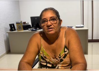 VÍDEO- “Governador diz que não faz promessas, firma compromissos. Queremos que cumpra”, diz Sargento Eliane