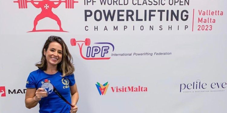 MUNDIAL DE POWERLIFTING – Paraibana compete na ilha de Malta e fica entre as melhores do mundo