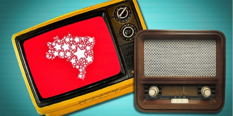 PT pede ao Governo Lula para que autorize concessão de emissoras de rádio e TV para o partido