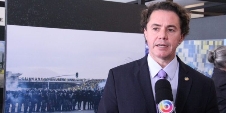 Veneziano lamenta índices de pobreza e analfabetismo na Paraíba, “fragilidade nas políticas públicas”