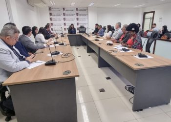 MP firma TAC com Prefeitura de CG e Hospital Antônio Targino para evitar suspensão de hemodiálise