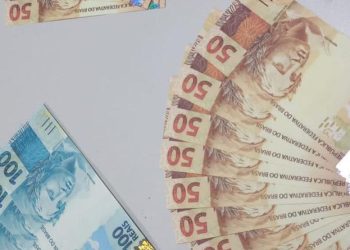 Polícia Federal prende homem que recebia, pelos Correios, cédulas falsas de R$ 50 e R$ 100