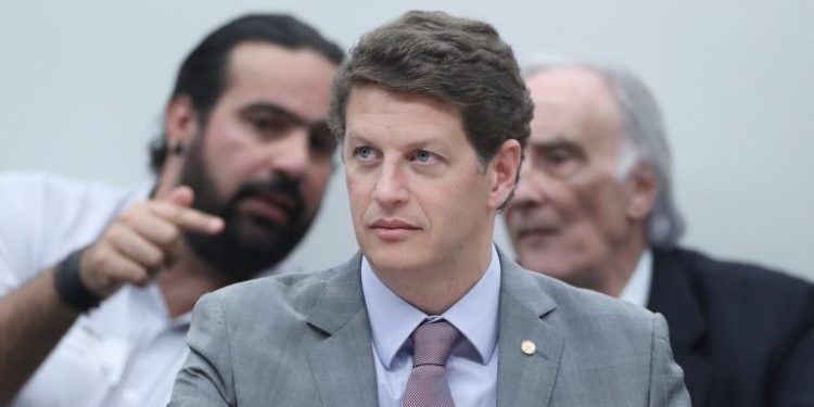 CPI que investiga invasões do MST ouvirá José Rainha, G Dias e ministro do Desenvolvimento Agrário