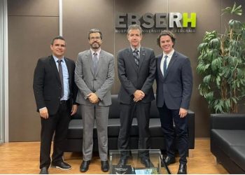 Veneziano obtém compromisso da EBSERH em gestão plena dos recursos da saúde em JP, CG e Cajazeiras