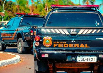 URGENTE! Operação da PF prende hacker da “Vaza Jato” e cumpre mandados contra Carla Zambelli