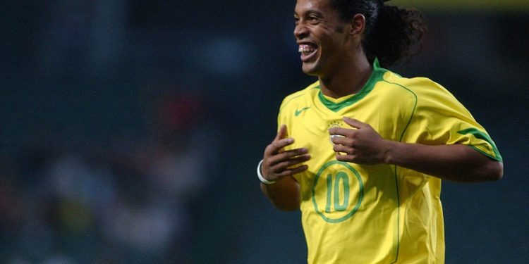 Ronaldinho Gaúcho depõe nesta terça na CPI das Pirâmides Financeiras, e STF lhe garante silêncio
