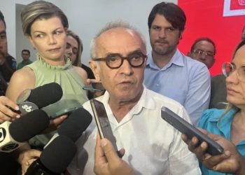 Cícero elogia gesto de Vitor Hugo com governador, pois relações institucionais favorecem ao povo