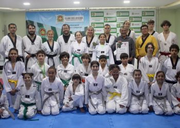 Exame de faixas no taekwondo e homenagens marcam aniversário de 59 anos do Clube dos Oficiais/PB