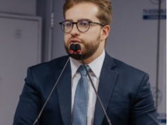 Corpo do advogado Guilherme Benício será velado neste domingo na AL e sepultamento será às 16h