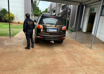 Operação da PF cumpre mandado contra investigada por furto de celular de repartição do MPF