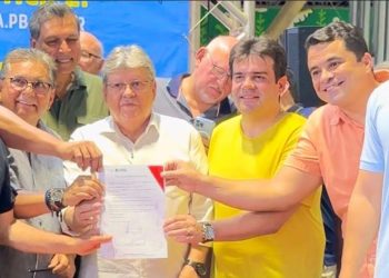 Pedrito agradece ao governador atendimento a pleitos de obras e ações para população de Santa Rita