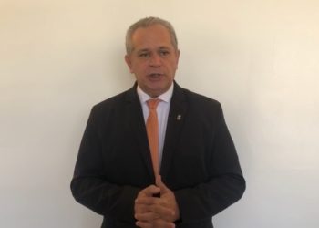 VÍDEO- Reitor da UFPB, em Brasília, tenta emendas e busca no MEC recuperação de prédio incendiado