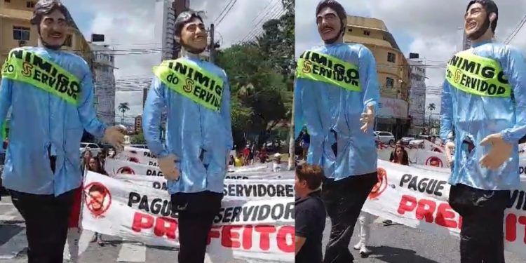 VÍDEO- Protestos contra Bruno no 7 de setembro, com bonecos gigantes, “inimigo dos servidores de CG”