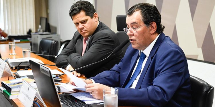 Conheça alguns pontos da Reforma Tributária que será votada no Senado e precisará de 49 votos