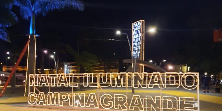 R$ 7,8 MILHÕES- Após questionamentos do TCE, Prefeitura de CG reduz custos com “Iluminação de Natal”