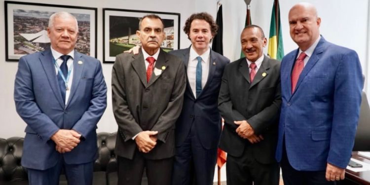 Senado aprova na CCJ Lei Orgânica das Polícias e Bombeiros Militares e Cel Francisco destaca avanço