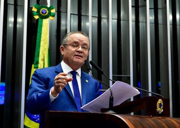 Brasil fica em 60º lugar, entre 64 países, no ranking de competitividade econômica do IDM, lamenta senador