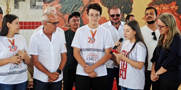 Cícero Lucena autoriza obras de reconstrução da Escola Olívio Ribeiro Campos, com 200 novas vagas