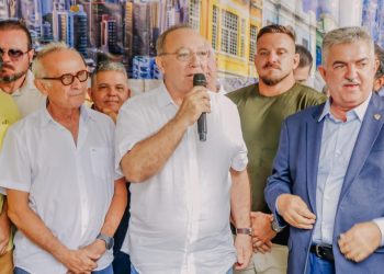 Cícero Lucena autoriza obras de ampliação, reforma e requalificação do mercado público do Valentina