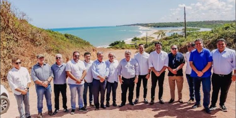 Cícero autoriza Orla Sul com duplicação da PB-008, ciclofaixas e outras obras nas praias do Sol e Gramame