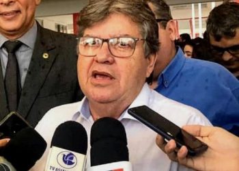 João Azevedo confirma pagamento da 2ª parcela do décimo terceiro salário antes do dia 15 de dezembro