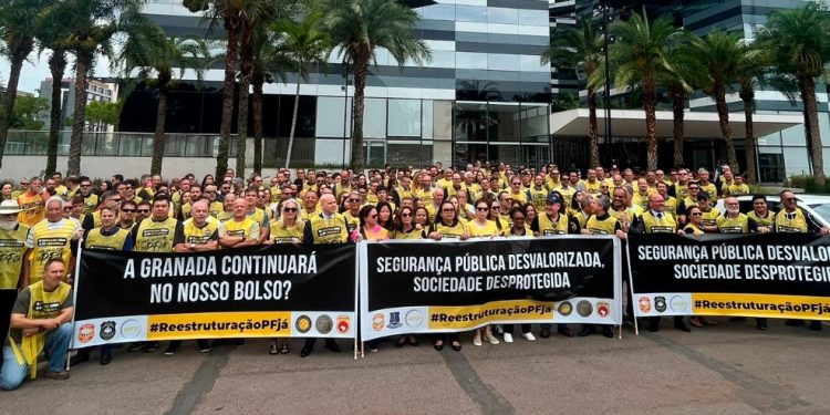 Policiais e servidores da PF denunciam descaso do Governo e fazem mobilização nesta 5ª em todo o país