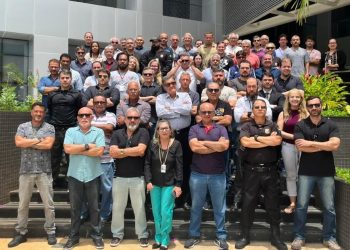 DIA DO PF- Policiais e servidores da PF protestam contra descaso do Governo, “Não há o que comemorar”