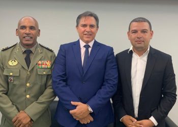 Ruan Martins prestigia homenagem ao secretário de Segurança e solicita reforço policial em bairros