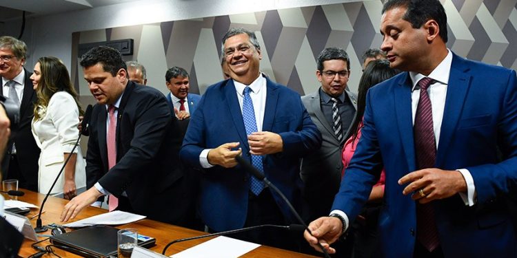 Plenário do Senado aprova com 47 votos indicação de Flávio Dino para ocupar vaga de ministro no STF