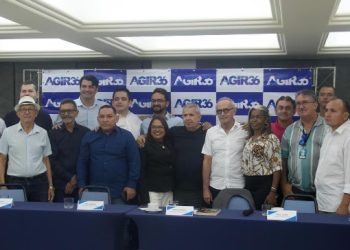 Flávio Moreira destaca presença do presidente nacional do Agir em anúncio do apoio a Cícero Lucena