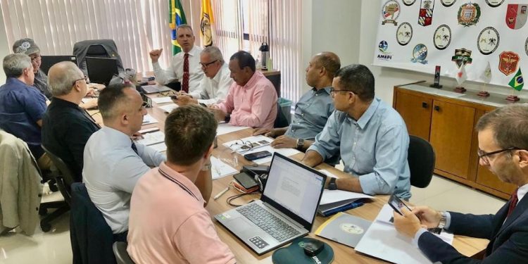 Coronel Francisco debate, em Brasília, na Feneme , vetos de Lula à Lei Orgânica dos Policiais e Bombeiros