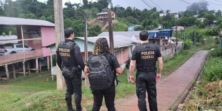 Operação da PF cumpre mandados e mira fraude em licitação, lavagem de capitais e organização criminosa