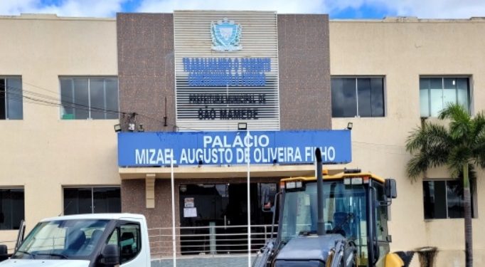 Alvo de operação da PF, prefeito de São Mamede é questionado sobre irregularidades na gestão