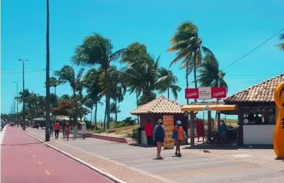 Quiosques no Cabo Branco não serão demolidos se os donos pagarem ou negociarem dívidas na SPU