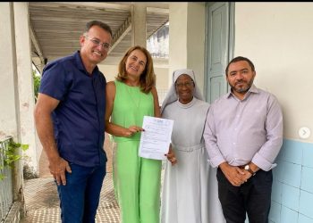 Deputado Sargento Neto visita Casa da Criança e anuncia recursos, “compromisso do nosso mandato”