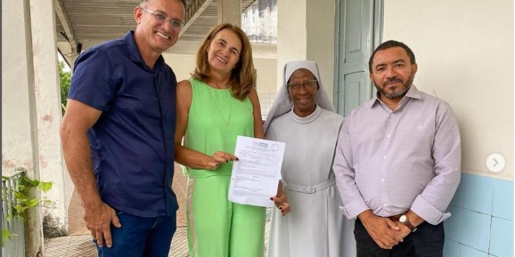 Deputado Sargento Neto visita Casa da Criança e anuncia recursos, “compromisso do nosso mandato”