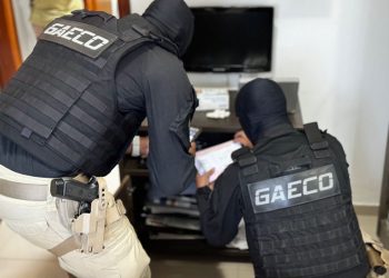 Operação da PF cumpre 91 mandados e mira esquema em fraude na emissão de carteira de habilitação