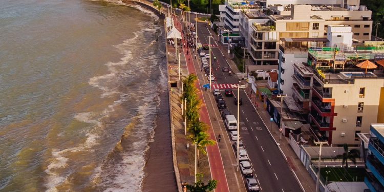 Cícero inaugura Mirante do Cabo Branco, proteção contra o avanço do mar e recuperação da caçadinha