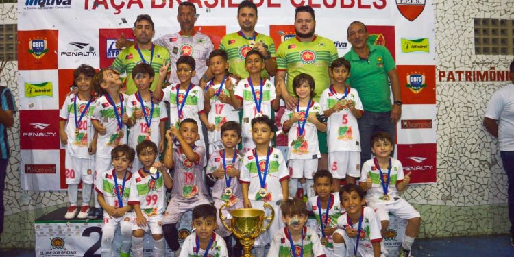 Encontro de Gerações do Futsal e inauguração de novo piso do ginásio abrem comemorações dos 60 anos do COPM
