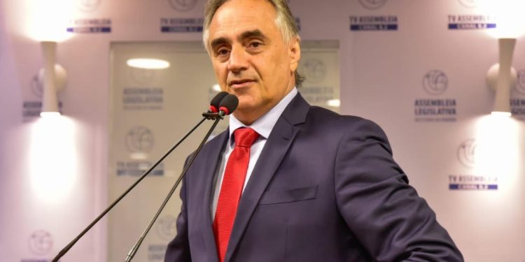 Luciano Cartaxo lamenta rumo na disputa das prévias do PT e anuncia desistência de disputar PMJP