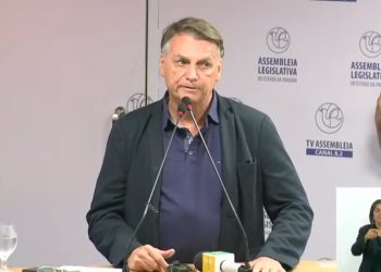 AO VIVO- Ex-presidente Bolsonaro discursa na Assembleia Legislativa ao receber título de cidadão paraibano